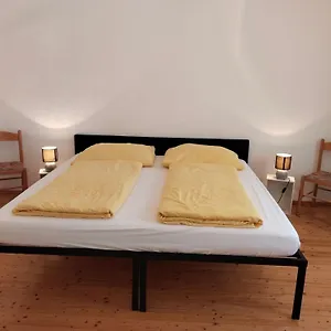 Apartment Ferienunterkuenfte In Sievering Mit Self-check-in, Wien